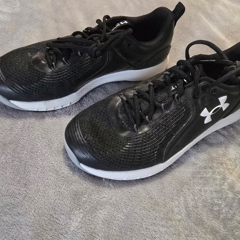 Under Armour Black/White Sneakers